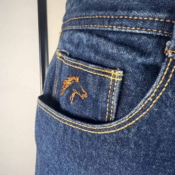 Jordache vintage 80s Blue Jeans with Embroidered Horse straight leg - Picture 4 of 4